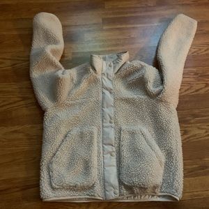 Hollister woman’s XS Sherpa jacket
